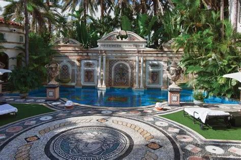 gianni versace mostra mann|Home .